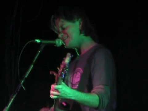 Augie March » Augie March - Heartbeat & Sails (Live)