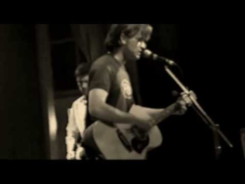 Augie March » Augie March - Sunset Studies (Live @ Newtown RSL)