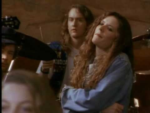 Edie Brickell » Edie Brickell & New Bohemians - Circle