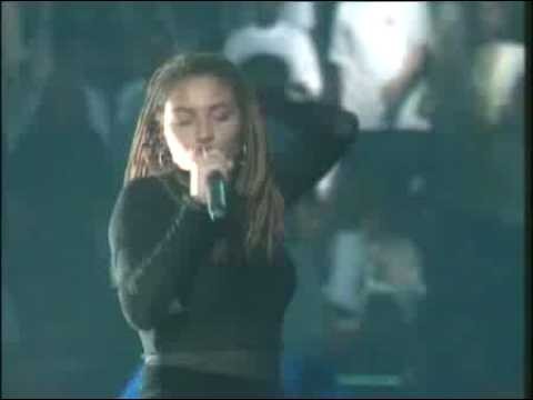 2 Unlimited » 2 Unlimited - Here I Go (Live).flv