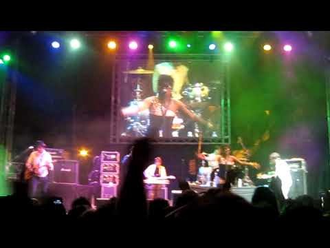 Happy Mondays » Happy Mondays - Kinky Afro (live in Dubai)