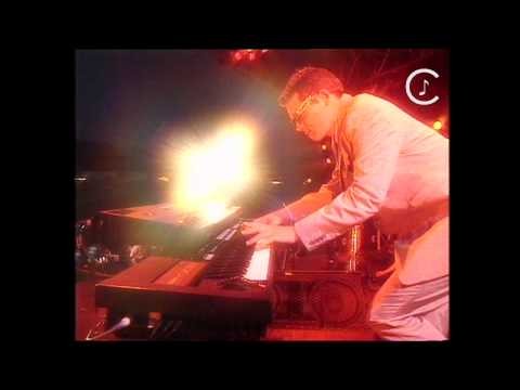 Madness » iConcerts - Madness - One Step Beyond (live)