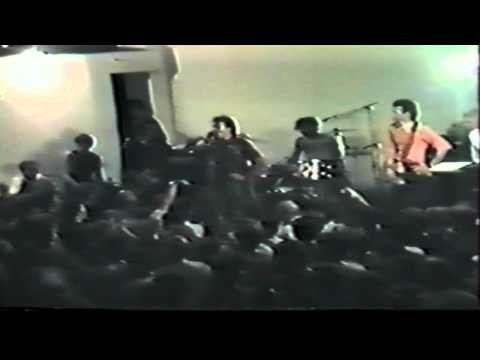 Dead Kennedys » Dead Kennedys (Washington DC 1985) [01]. Intro