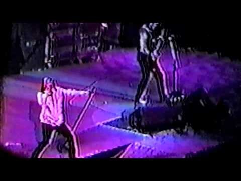 Creed » Creed: "Hide" Live in East Rutherford, NJ (RARE)