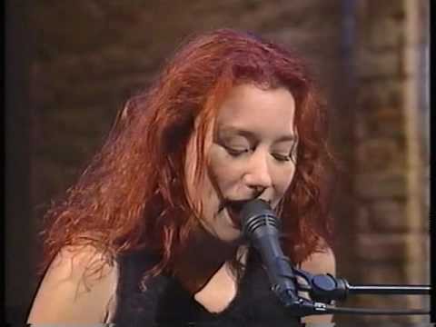 Tori Amos » Tori Amos - Cornflake Girl on Letterman '94