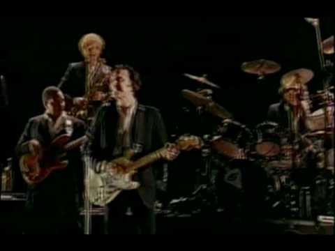 David Byrne » David Byrne Live - Mr. Jones (1992).mpg