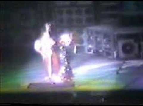 Van Halen » Van Halen - 'Unchained' (Live, Montreal 4/19/84)