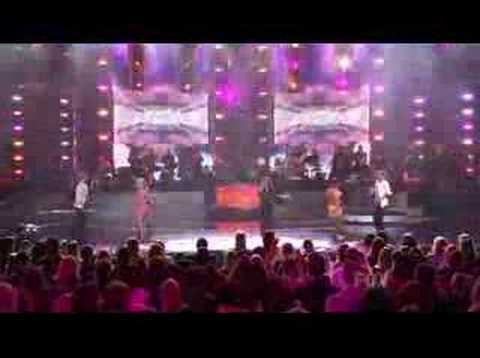Gloria Estefan » American Idol7 - Idol Gives Back - Gloria Estefan