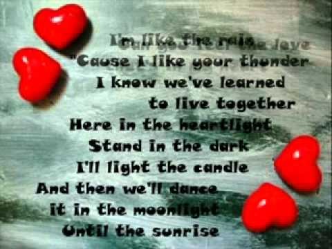 Kenny Loggins » Kenny Loggins - Heartlight (Lyrics)