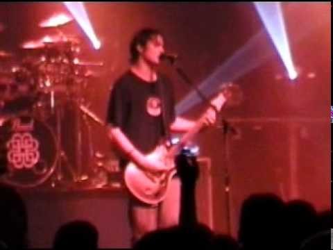 Breaking Benjamin » Breaking Benjamin - Water (Live)