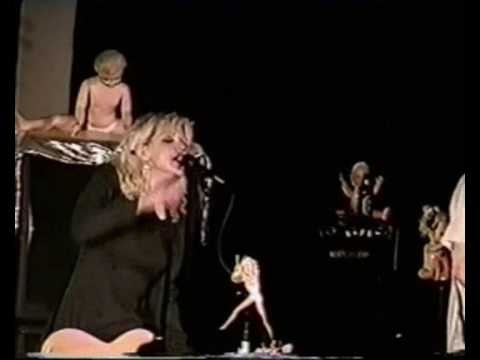 Hole » Hole - She Walks On Me (9/28/1994) Part 19/20