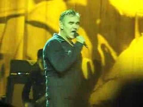 Morrissey » Morrissey - The World Is Full Of Crashing Bores