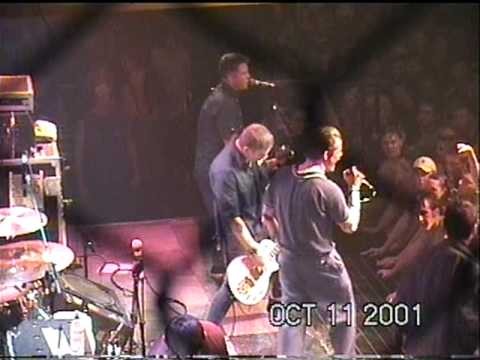 Dropkick Murphys » Dropkick Murphys-Rocky Road to Dublin[Live 2001]