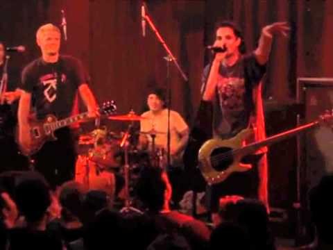 Less Than Jake » Less Than Jake- Mr. Chevy Celebrity Live (6)