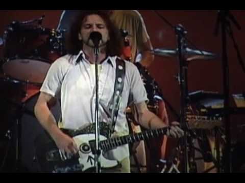 Pearl Jam » Pearl Jam - Corduroy (Arnhem '06)