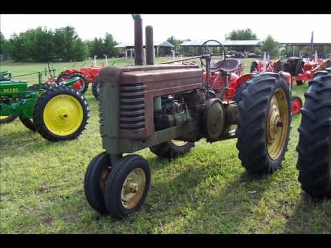 Kenny Chesney » She Thinks My Tractors Sexy - Kenny Chesney