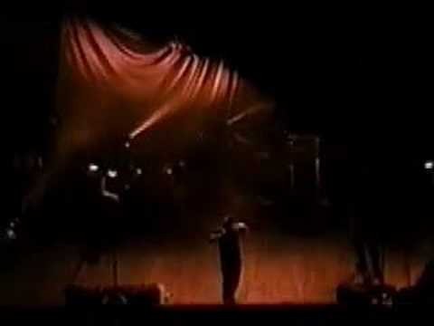 Morrissey » Morrissey - Meat is Murder (Live NY 2000)