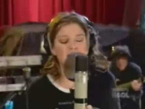 Kelly Clarkson » Kelly Clarkson - Low at AOL sessions