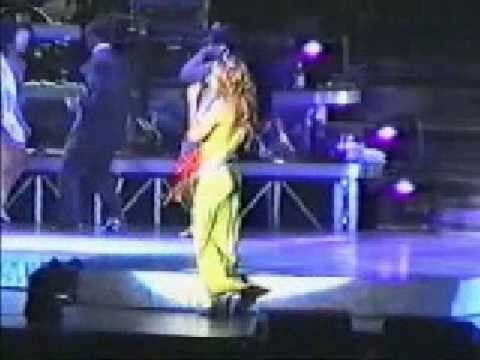 Mariah Carey » 04 X Girlfriend - Mariah Carey (live at Milan)