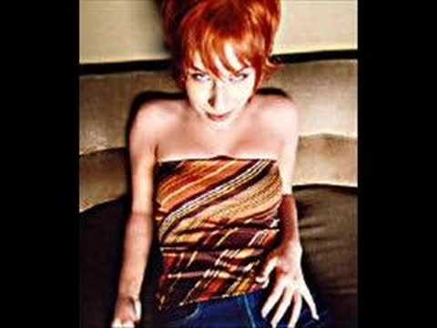 Esthero » Esthero-Lounge