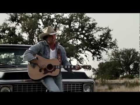 Texas » Jon Wolfe - That Girl In Texas (Official Video)