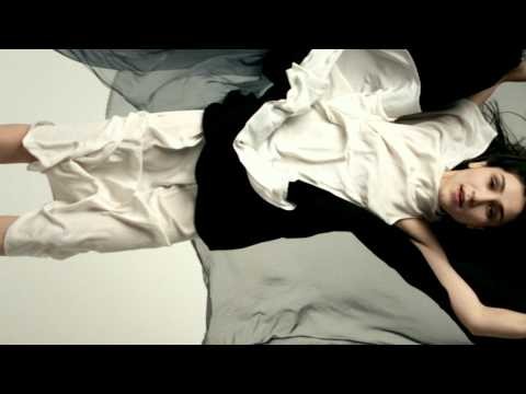 LALEH - Some Die Young (Officiell)